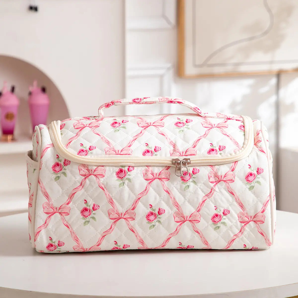 Quilted Travel Makeup Organizer